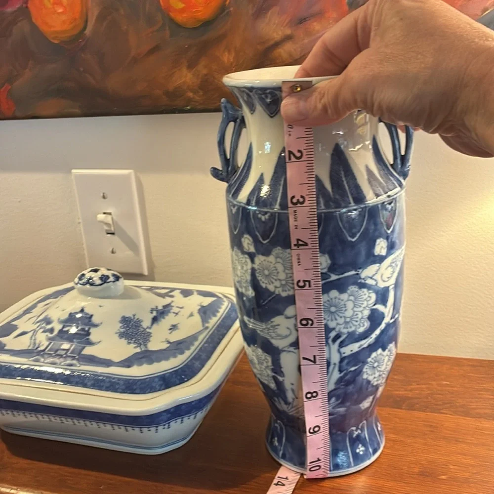 Blue and White Oriental Porcelain Vase - Picture 3 of 9